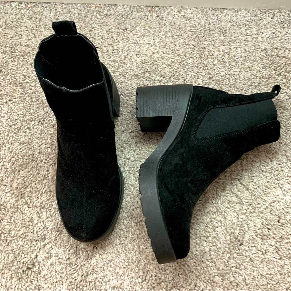 Size 5.5 black Topshop Chunky Heel Boots